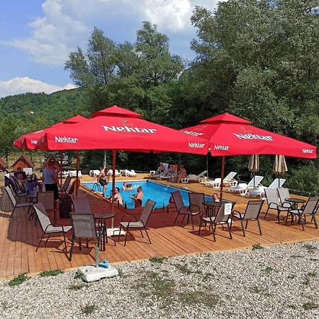 Camp Sutjeska Otel Tjentiste Dış mekan fotoğraf
