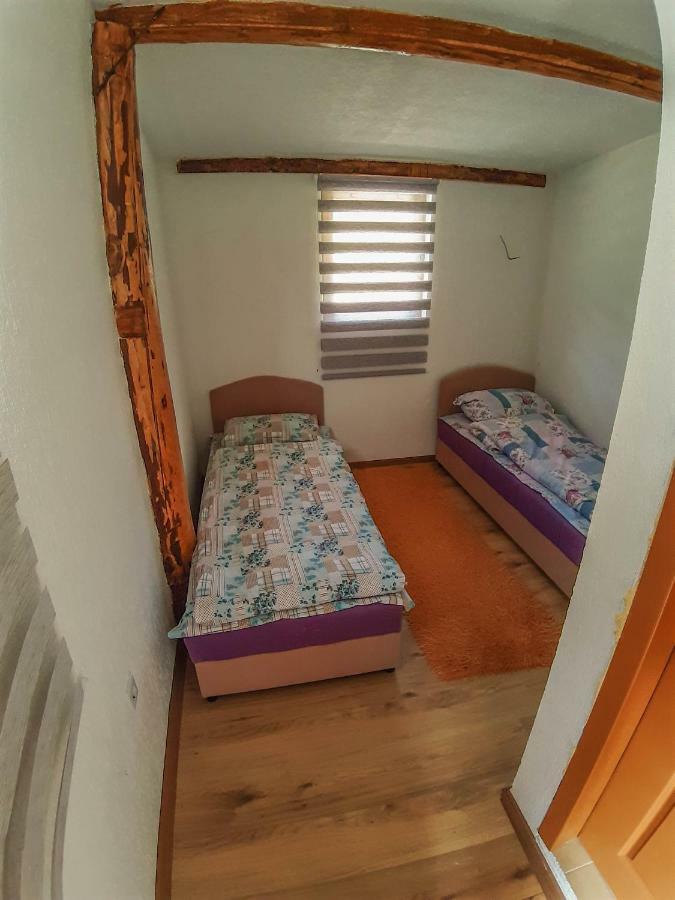 Camp Sutjeska Otel Tjentiste Dış mekan fotoğraf