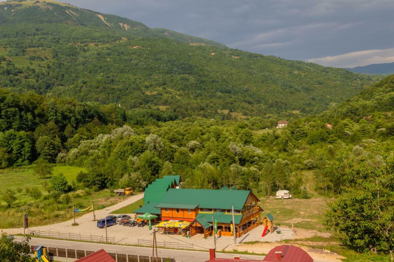 Camp Sutjeska Otel Tjentiste Dış mekan fotoğraf