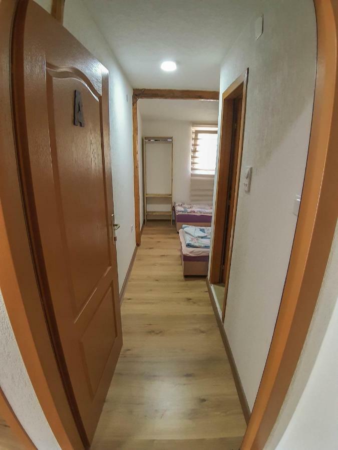 Camp Sutjeska Otel Tjentiste Dış mekan fotoğraf